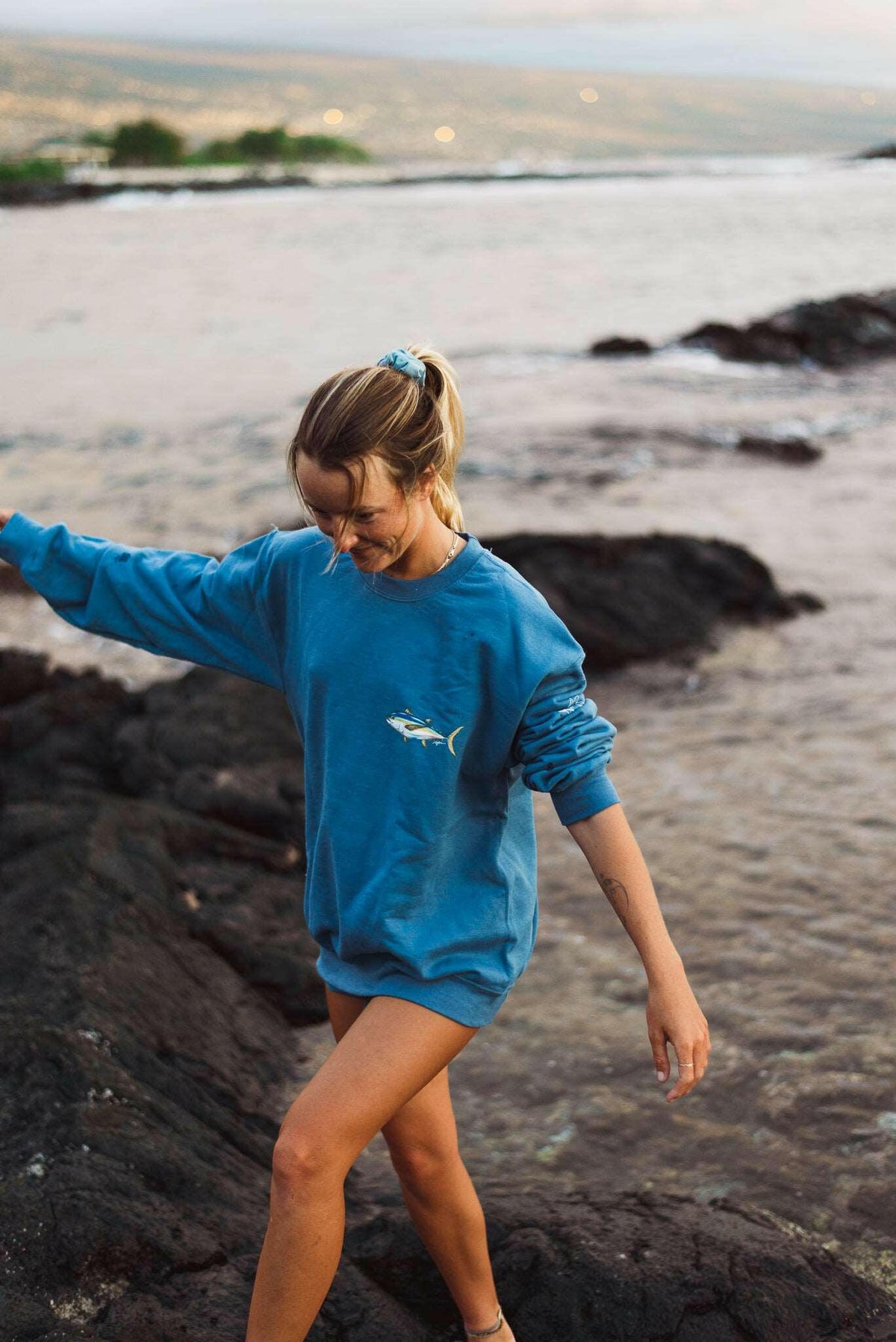 Ahi Sweatshirt (Indigo Blue)