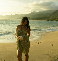 Banyans Pareo — Naupaka Shores (Hawaiian Sarong)